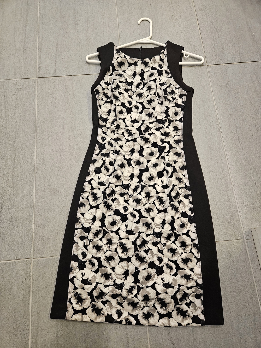 Jacob Black & White Floral Dress